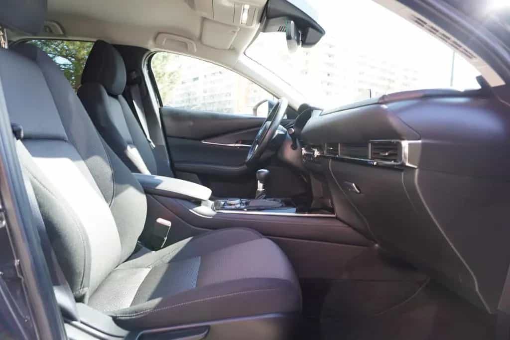 Mazda CX-30 2.0 Skyactiv-X Selection Navi ACC LED Bose 02/2022-photo-26