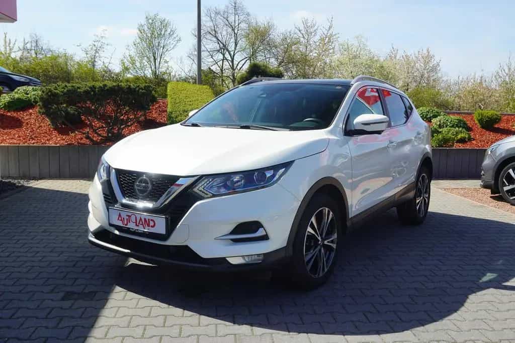 Nissan Qashqai 1.3 N-Connecta Navi 360° Sitzheizung 12/2019-photo-1
