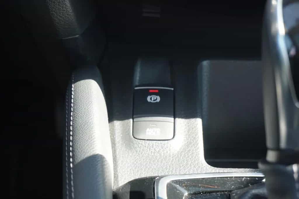 Nissan Qashqai 1.3 N-Connecta Navi 360° Sitzheizung 12/2019-photo-16