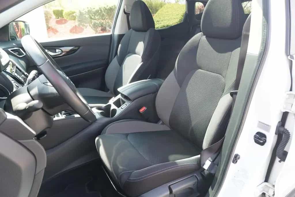 Nissan Qashqai 1.3 N-Connecta Navi 360° Sitzheizung 12/2019-photo-19