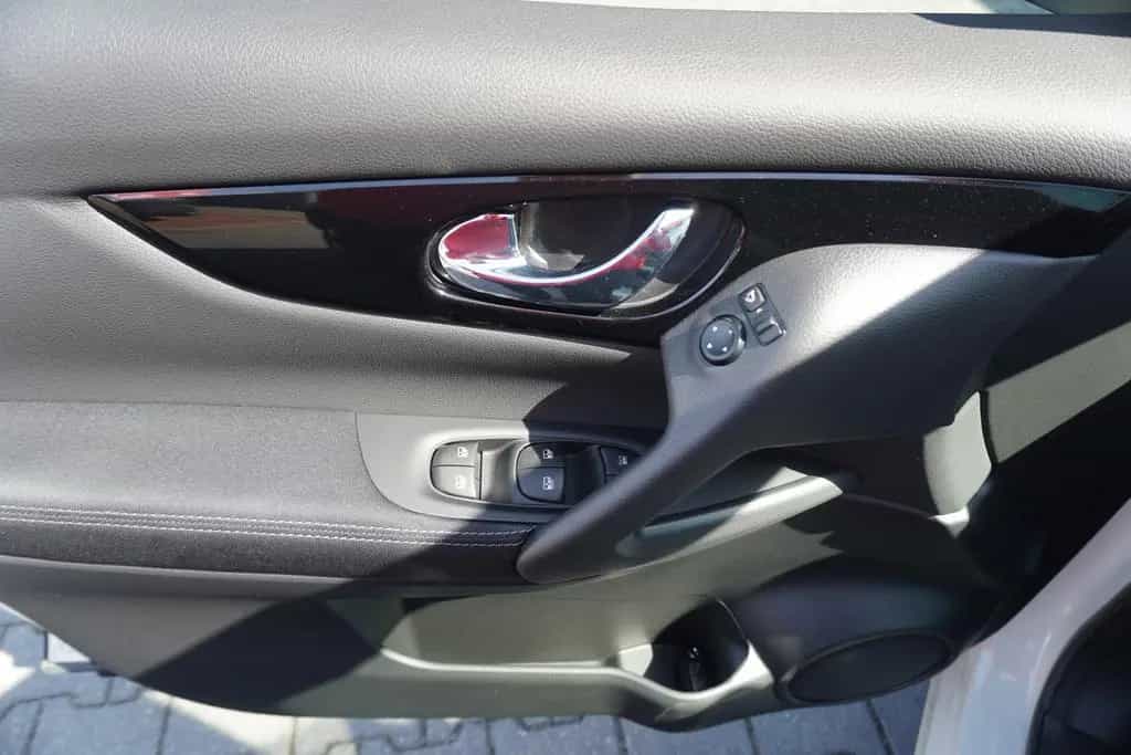 Nissan Qashqai 1.3 N-Connecta Navi 360° Sitzheizung 12/2019-photo-20