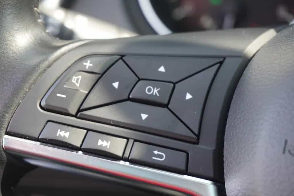 Nissan Qashqai 1.3 N-Connecta Navi 360° Sitzheizung 12/2019-photo-26
