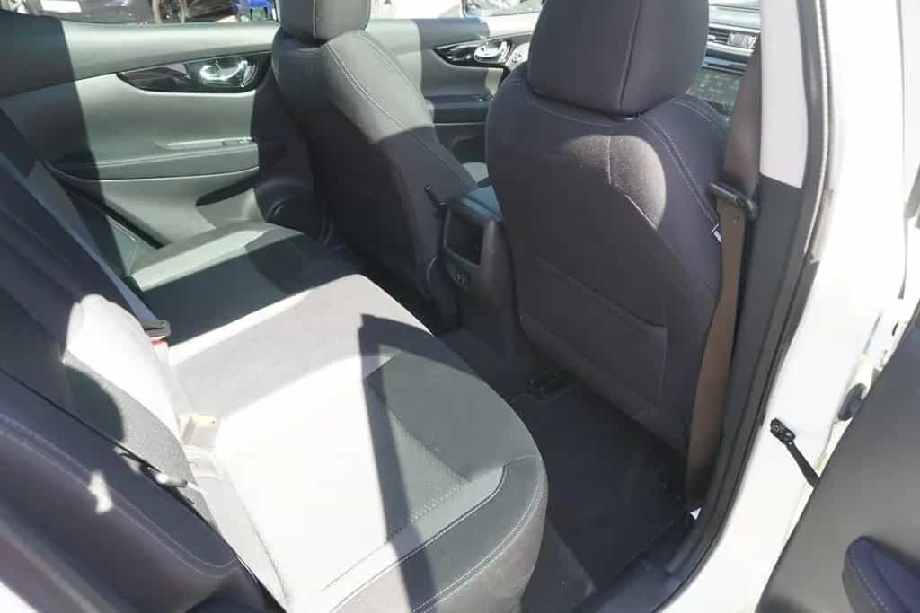Nissan Qashqai 1.3 N-Connecta Navi 360° Sitzheizung 12/2019-photo-9
