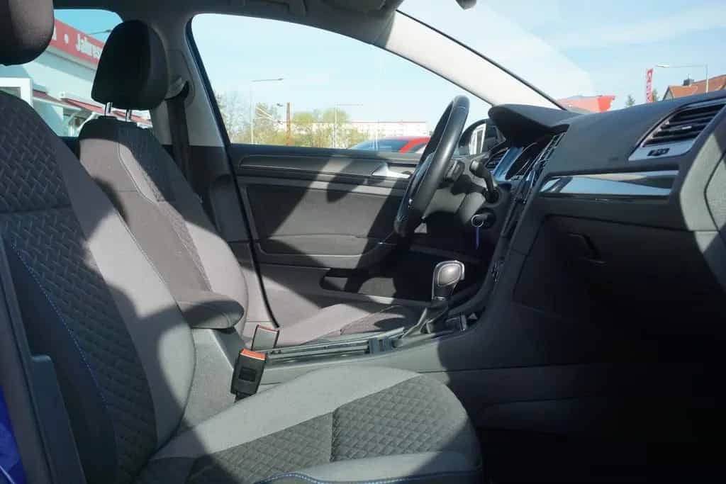 Volkswagen Golf VII 1.0 TSI DSG Join LED Navi ACC AHK 06/2018-photo-11