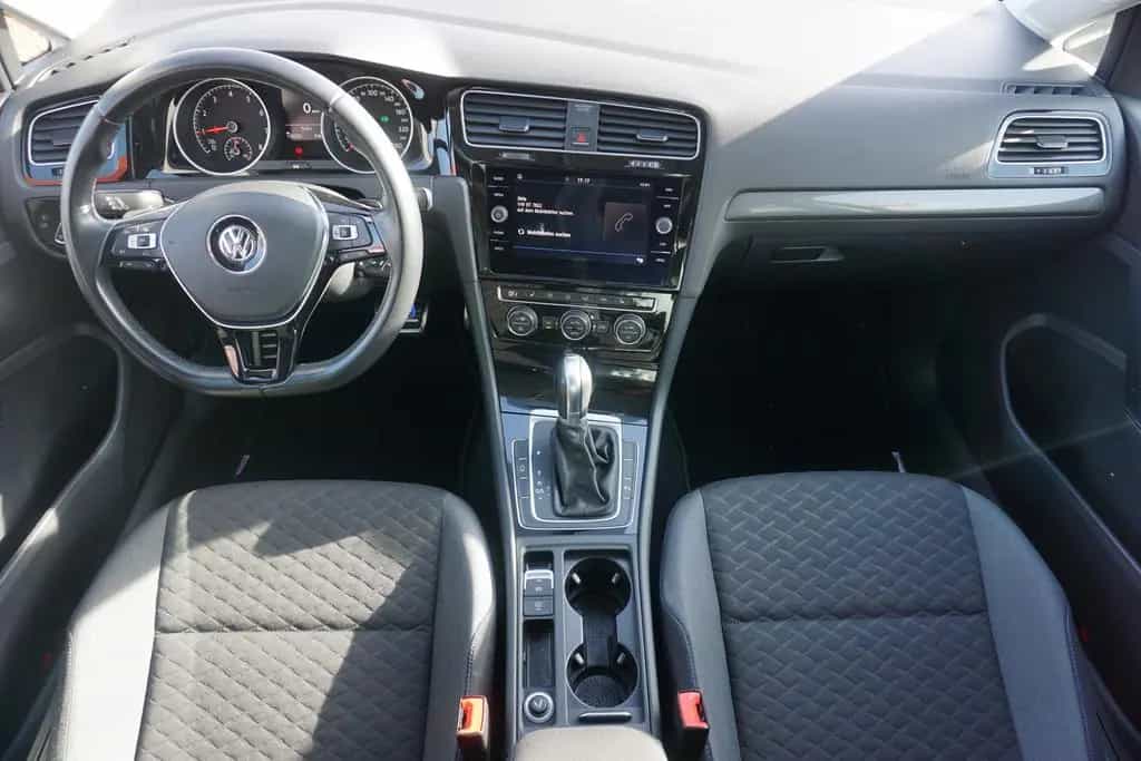 Volkswagen Golf VII 1.0 TSI DSG Join LED Navi ACC AHK 06/2018-photo-8