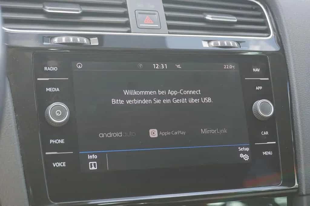Volkswagen Golf VII Variant 1.5 TSI Sound Navi ACC Kamera 11/2017-photo-12