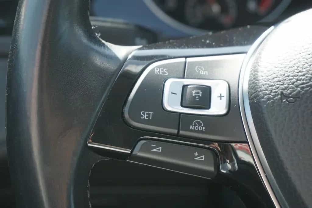 Volkswagen Golf VII Variant 1.5 TSI Sound Navi ACC Kamera 11/2017-photo-19