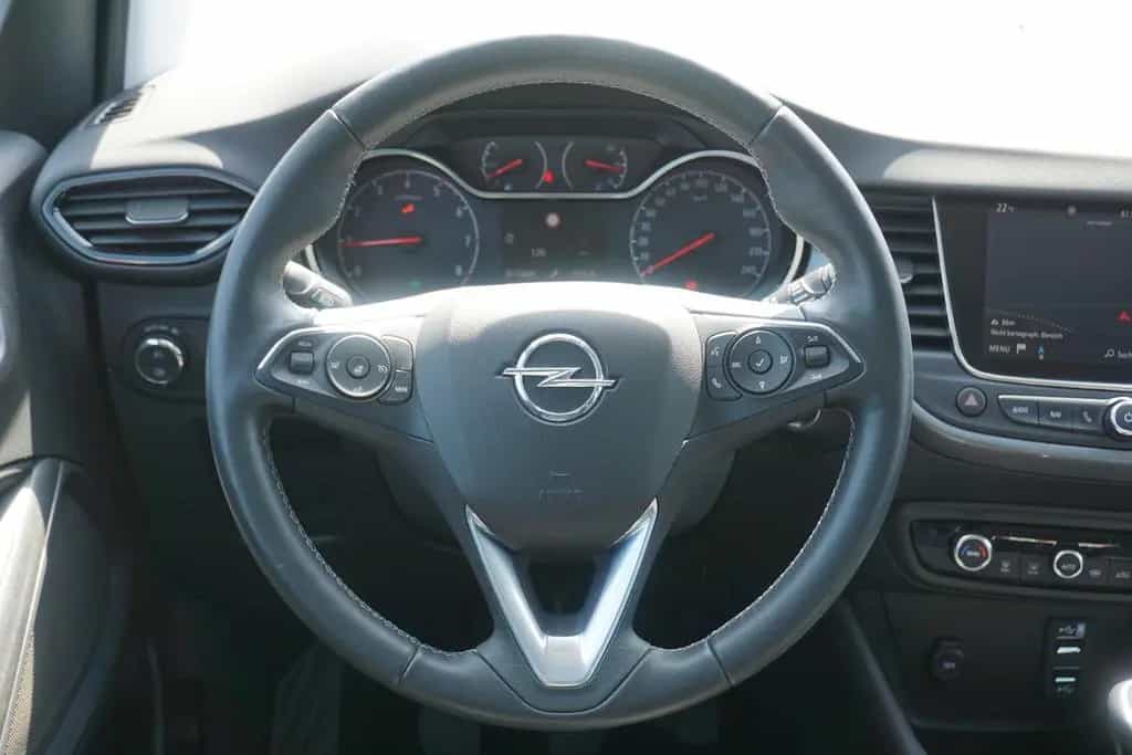 Opel Crossland 1.2 Elegance LED Navi Kamera Teilleder 11/2024-photo-20