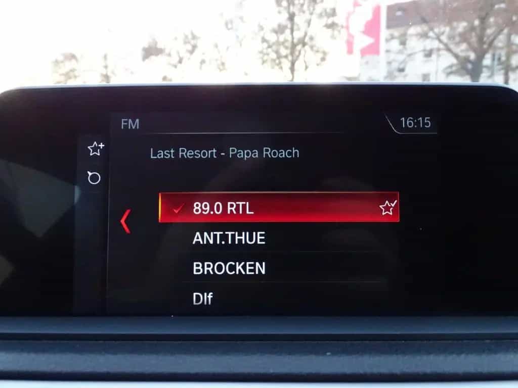 BMW 1 Series 118i Advantage Navi LED AAC SHZ PDC Sportsitze 03/2018-photo-11