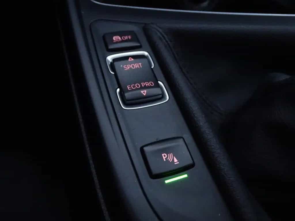 BMW 1 Series 118i Advantage Navi LED AAC SHZ PDC Sportsitze 03/2018-photo-13