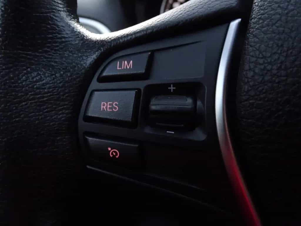 BMW 1 Series 118i Advantage Navi LED AAC SHZ PDC Sportsitze 03/2018-photo-19