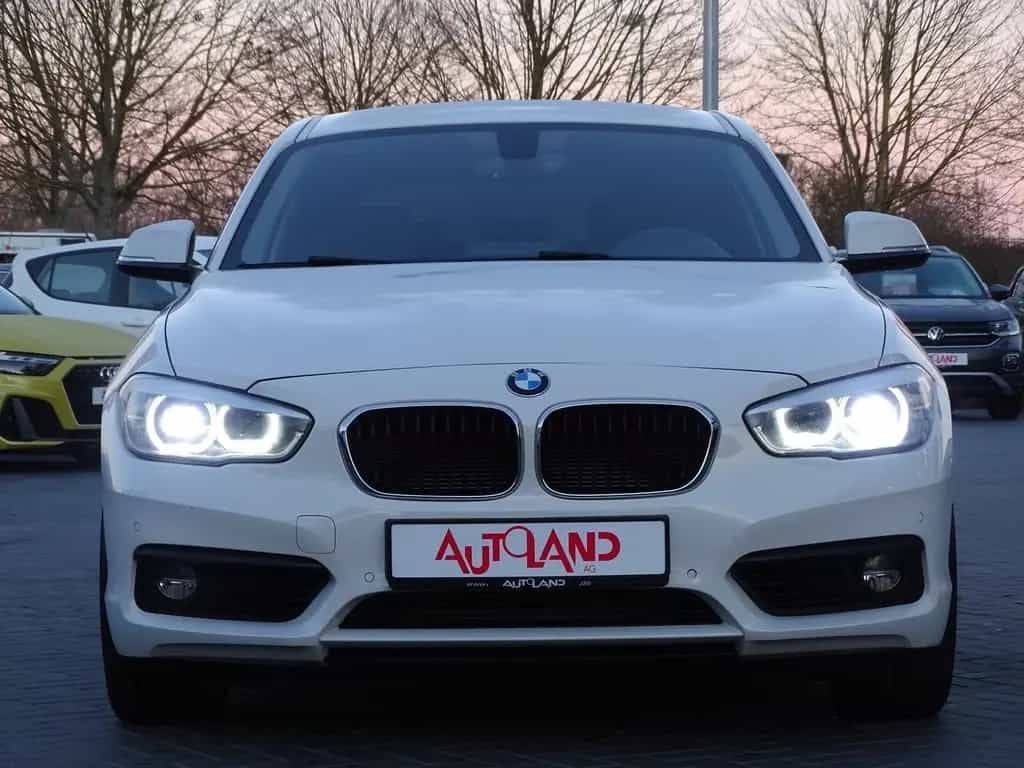 BMW 1 Series 118i Advantage Navi LED AAC SHZ PDC Sportsitze 03/2018-photo-5