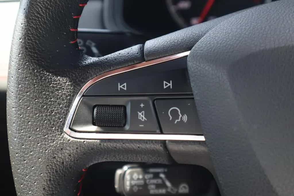 Seat Arona 1.0 TSI FR LED Navi ACC PDC Sitzheizung 05/2021-photo-20