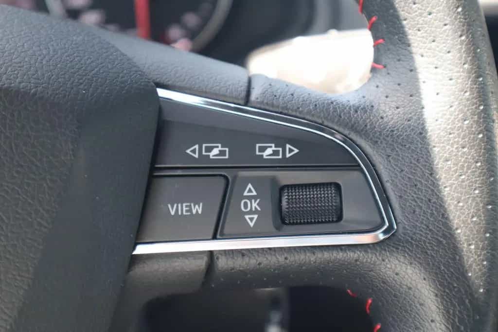 Seat Arona 1.0 TSI FR LED Navi ACC PDC Sitzheizung 05/2021-photo-21