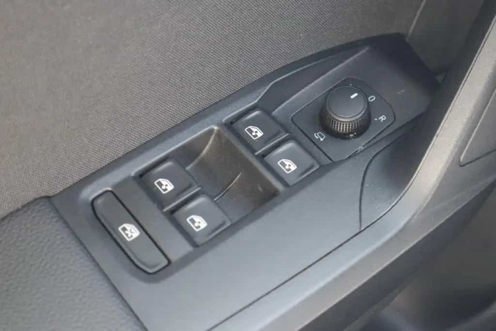 Seat Arona 1.0 TSI FR LED Navi ACC PDC Sitzheizung 05/2021-photo-30
