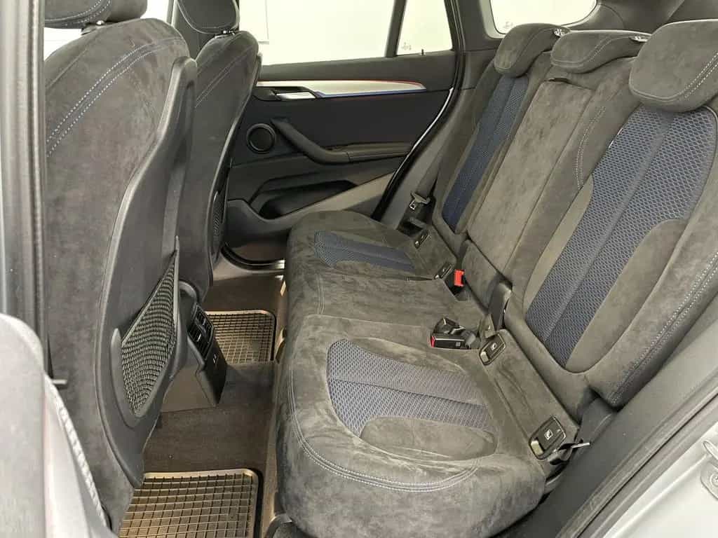 BMW X1 xDrive20i M Sportpaket HiFi LED RFK Navi Shz 05/2019-photo-10