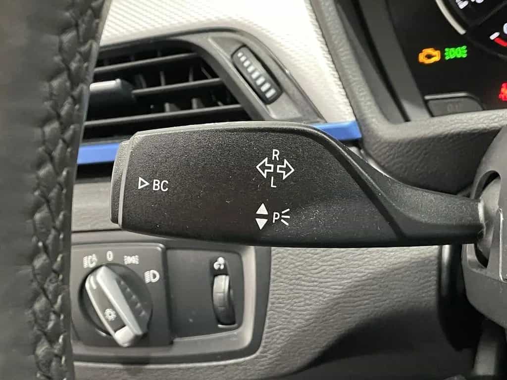 BMW X1 xDrive20i M Sportpaket HiFi LED RFK Navi Shz 05/2019-photo-23