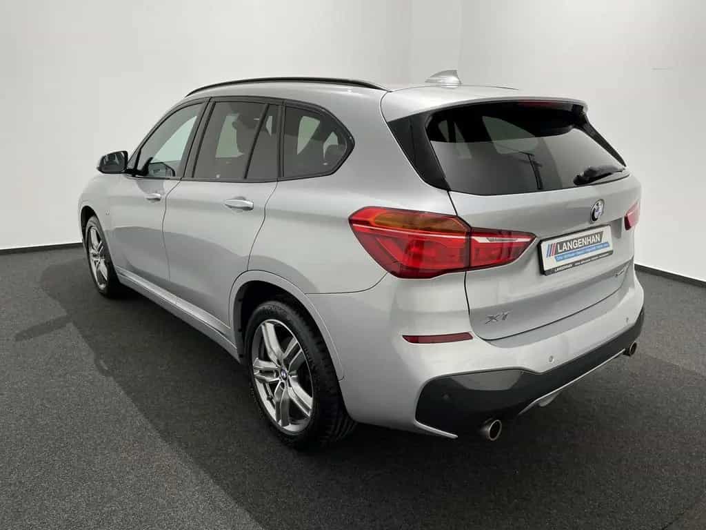 BMW X1 xDrive20i M Sportpaket HiFi LED RFK Navi Shz 05/2019-photo-7