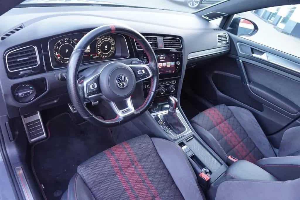 Volkswagen Golf 2.0 TSI GTI TCR LED Navi Reifnitz Dynaudio 05/2019-photo-7