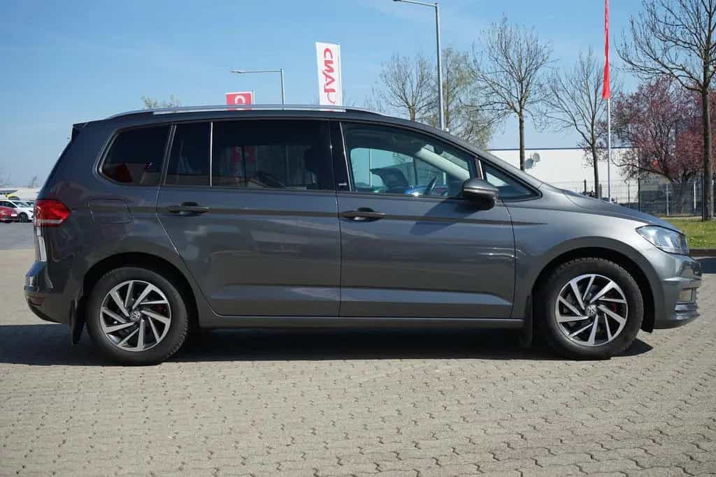 Volkswagen Touran 1.2 TSI Sound Navi Sitzheizung PDC Klimaa 10/2017-photo-5