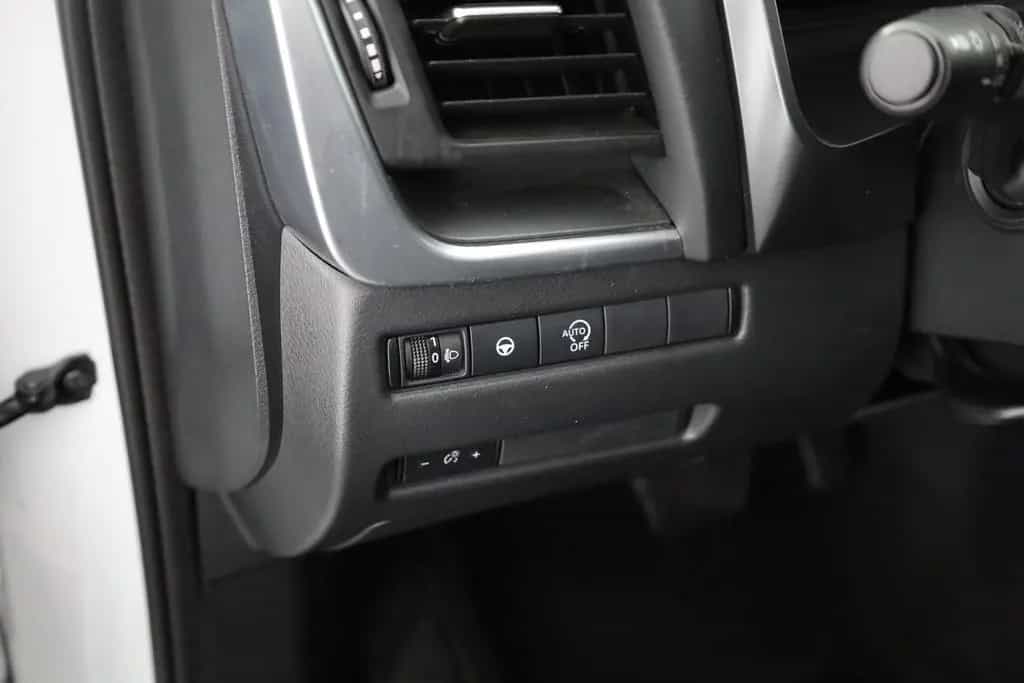 Nissan Qashqai N-Connecta 1.3 Dig-T MHEV Aut. LED ACC 03/2025-photo-19
