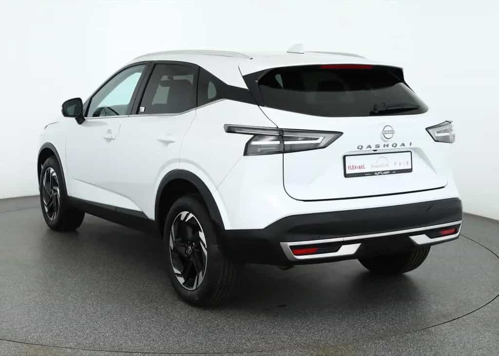 Nissan Qashqai N-Connecta 1.3 Dig-T MHEV Aut. LED ACC 03/2025-photo-2