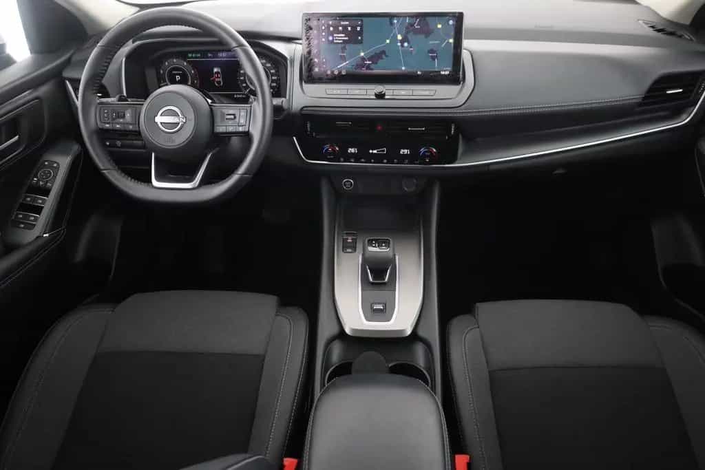 Nissan Qashqai N-Connecta 1.3 Dig-T MHEV Aut. LED ACC 03/2025-photo-8