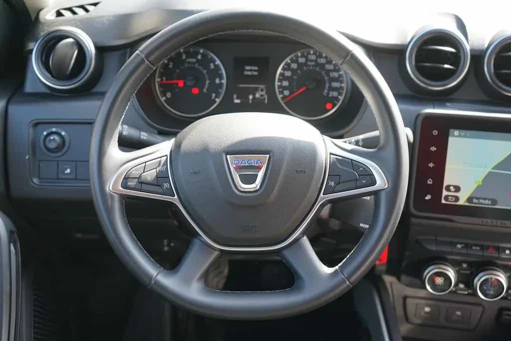 Dacia Duster II 1.3 TCE Celebration LED Navi Totwinkel 10/2021-photo-12