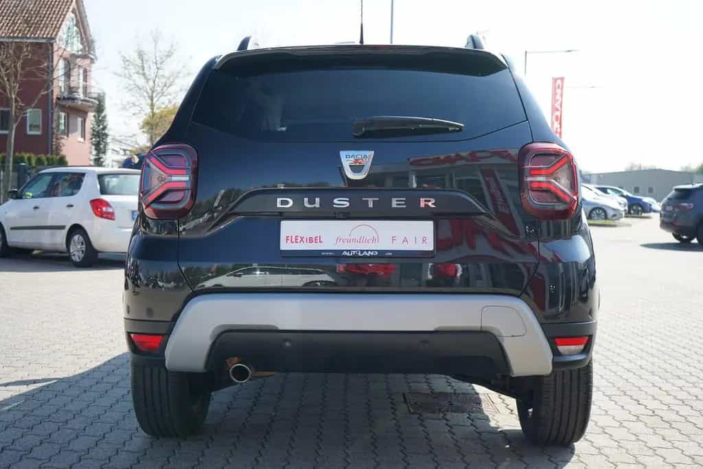Dacia Duster II 1.3 TCE Celebration LED Navi Totwinkel 10/2021-photo-1
