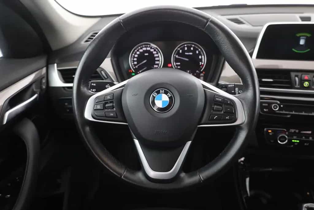 BMW X1 sDrive 18 i xLine LED Navi Leder Sitzheizung 01/2019-photo-14