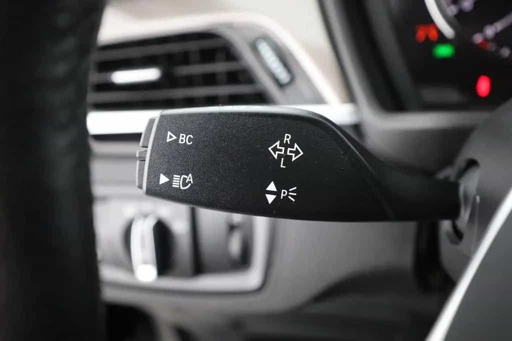 BMW X1 sDrive 18 i xLine LED Navi Leder Sitzheizung 01/2019-photo-18