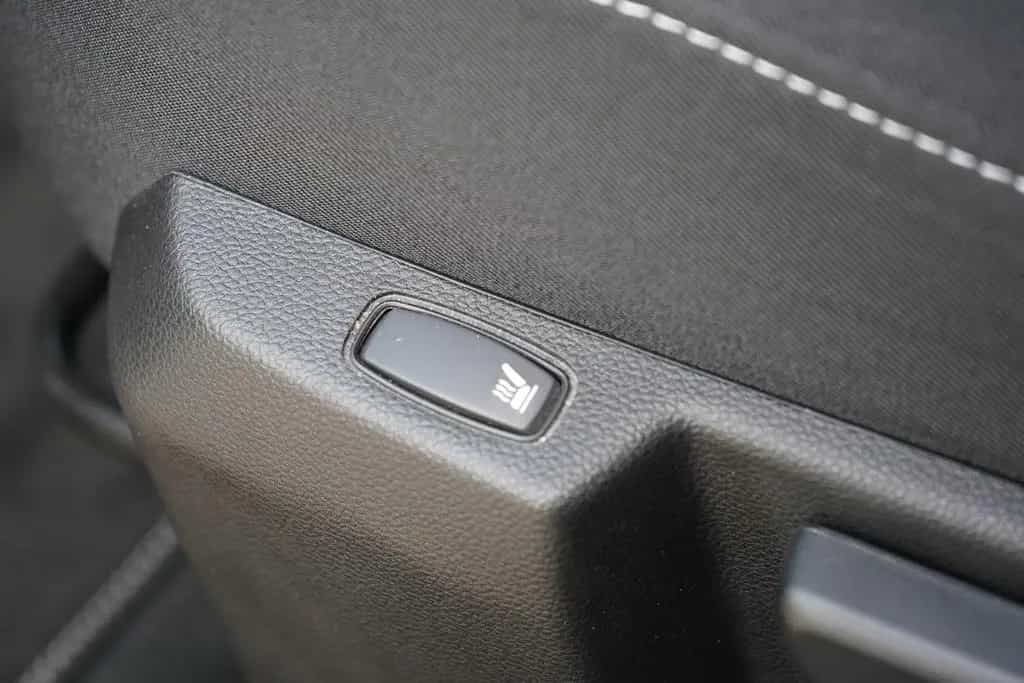 Dacia Duster II 1.3 TCE Prestige Navi Sitzheizung PDC 11/2021-photo-37