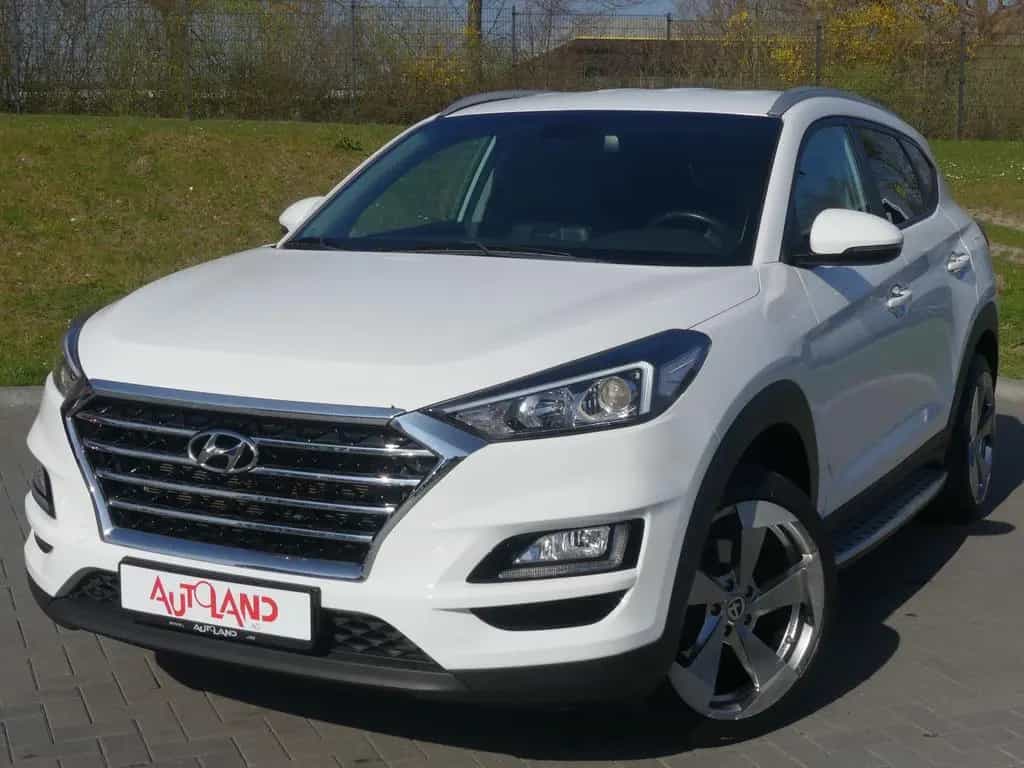 Hyundai TUCSON 1.6 GDI AAC Navi SHZ Temp Alu PDC Kam 05/2019-photo-1