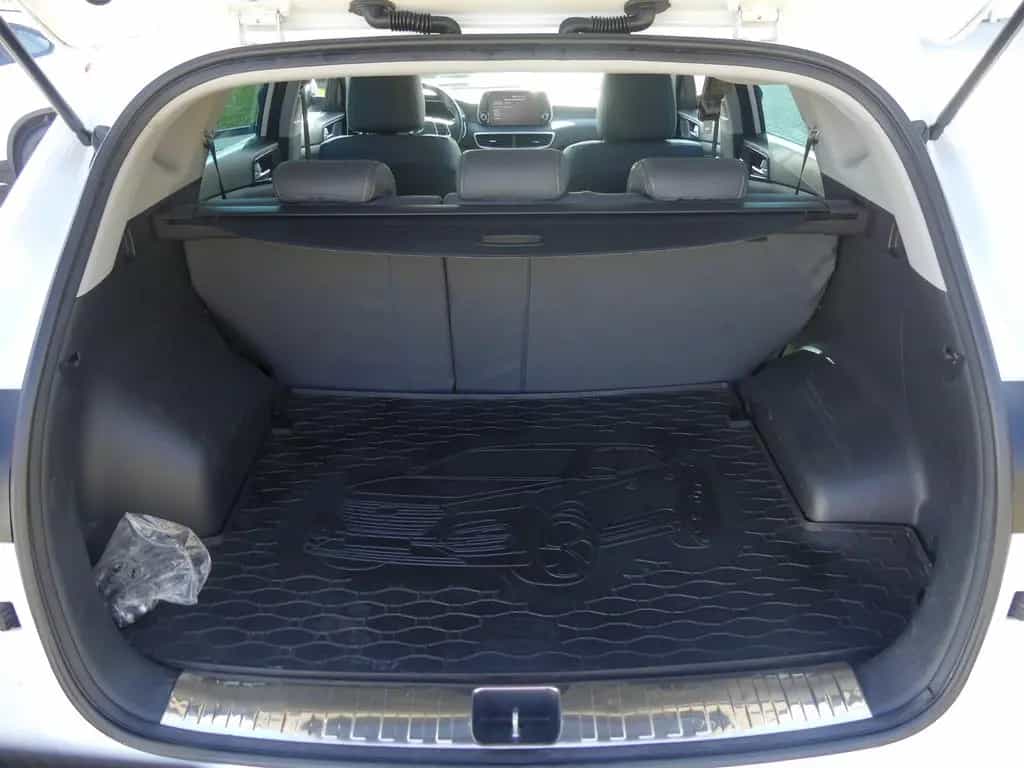 Hyundai TUCSON 1.6 GDI AAC Navi SHZ Temp Alu PDC Kam 05/2019-photo-31