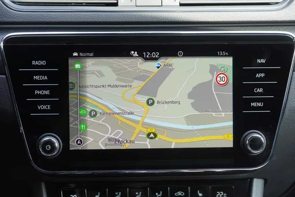 Skoda Superb 2.0TSI Sportline LED Navi ACC Memory DAB 05/2021-photo-19