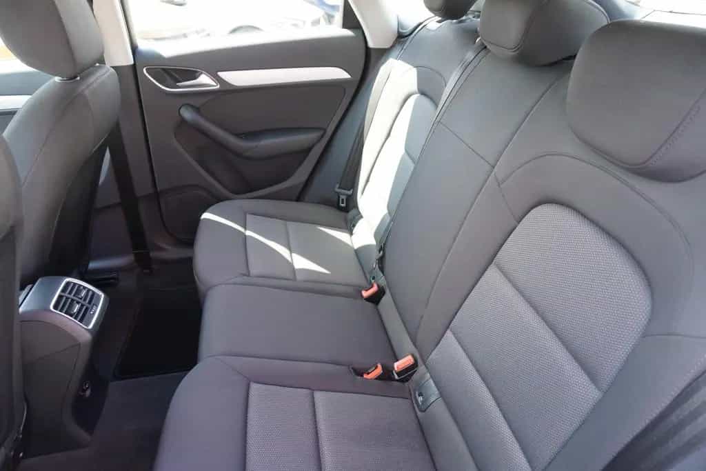 Audi Q3 1.4 TFSI Ambition AAC Xenon Sitzheizung AHK 10/2017-photo-9