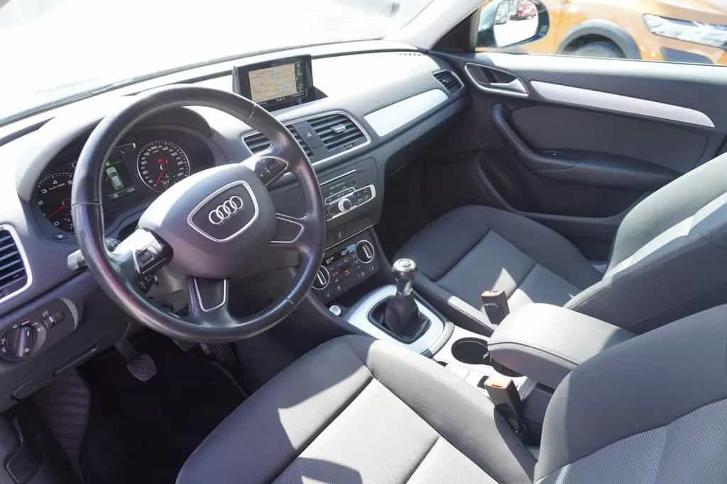 Audi Q3 1.4 TFSI Ambition AAC Xenon Sitzheizung AHK 10/2017-photo-7