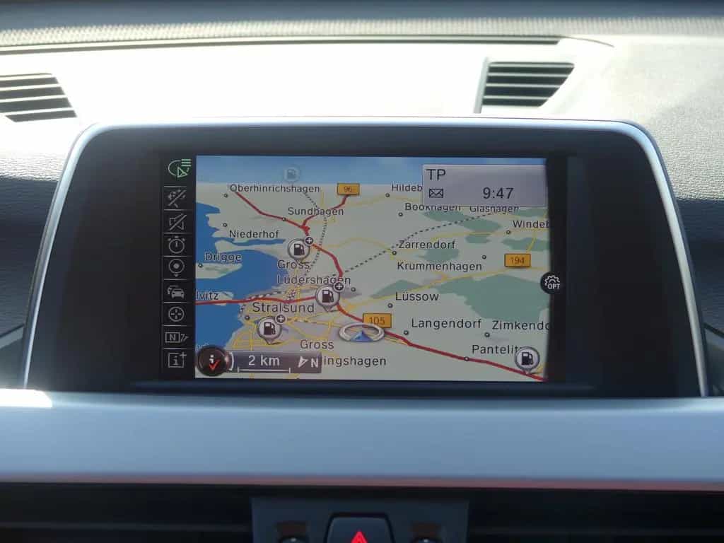 BMW X1 sDrive 18 i Sport Line 03/2016-photo-11