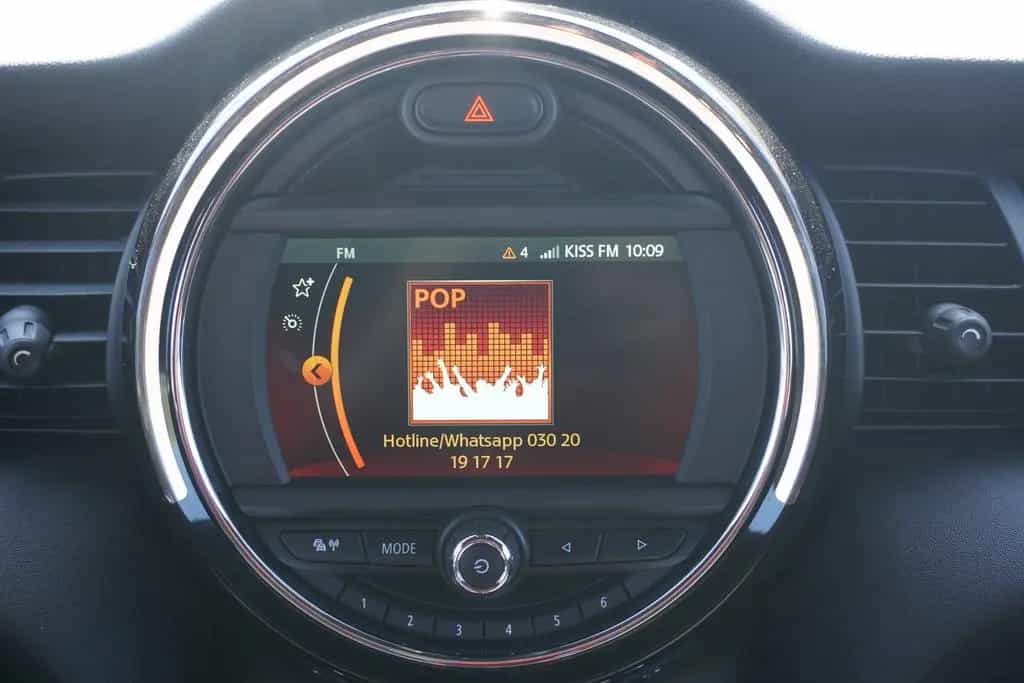 MINI ONE Mini 1.5 One Sitzheizung PDC Klima Bluetooth 04/2020-photo-13
