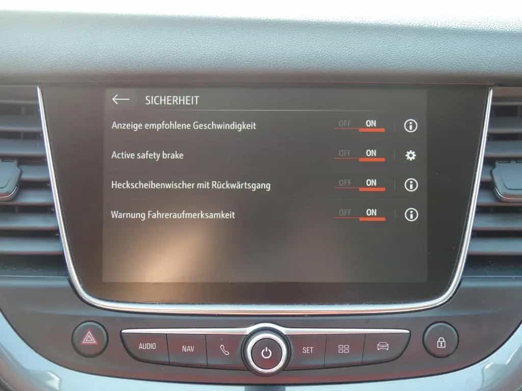 Opel Grandland X 1.2 Turbo Edition LED Kamera Navi 06/2021-photo-12