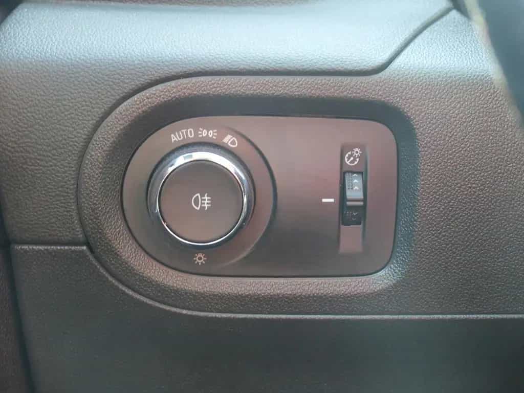 Opel Grandland X 1.2 Turbo Edition LED Kamera Navi 06/2021-photo-25