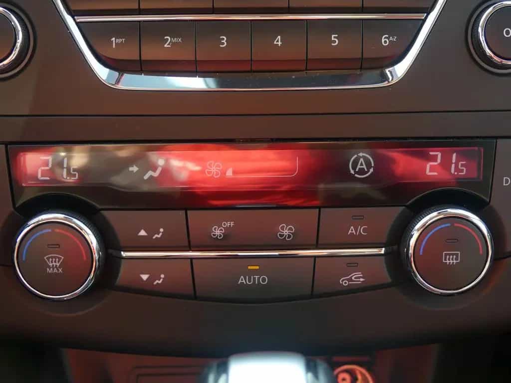 Renault Kadjar 1.2 AHK Allwetter Sitzheizung Tempomat be 08/2018-photo-12