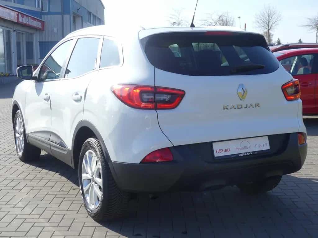 Renault Kadjar 1.2 AHK Allwetter Sitzheizung Tempomat be 08/2018-photo-2