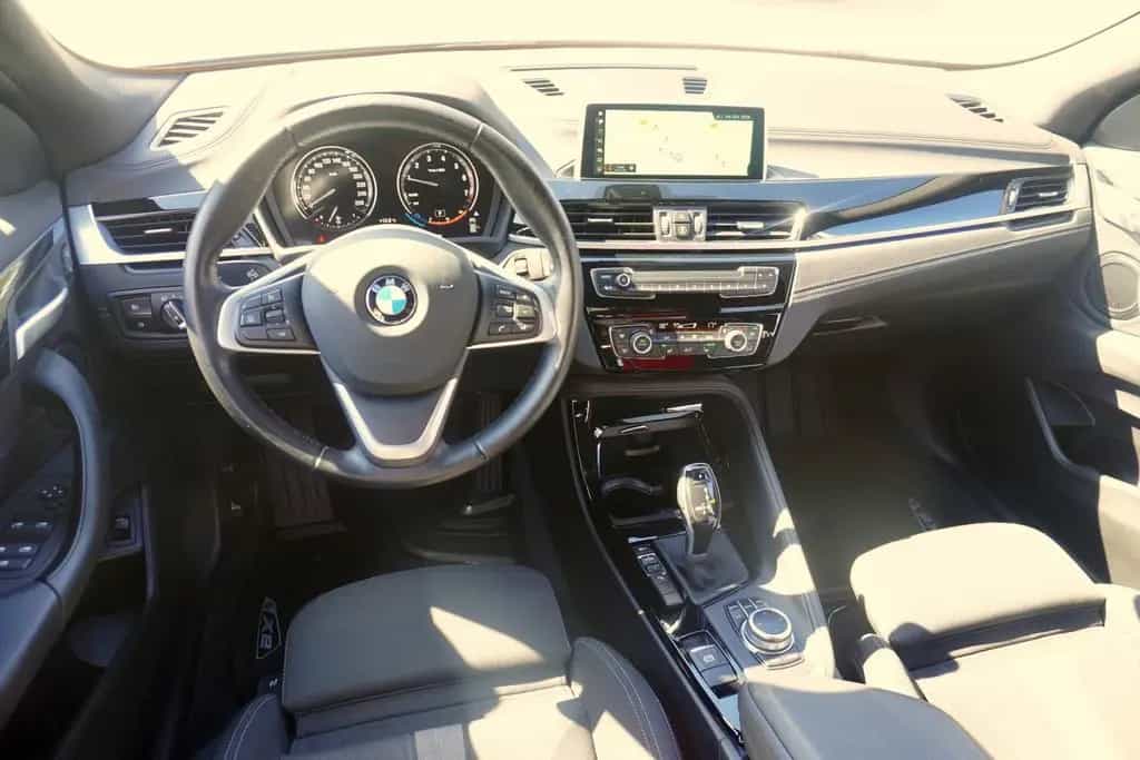 BMW X2 sDrive 18 i Advantage Plus LED Navi DAB PDC 08/2020-photo-11