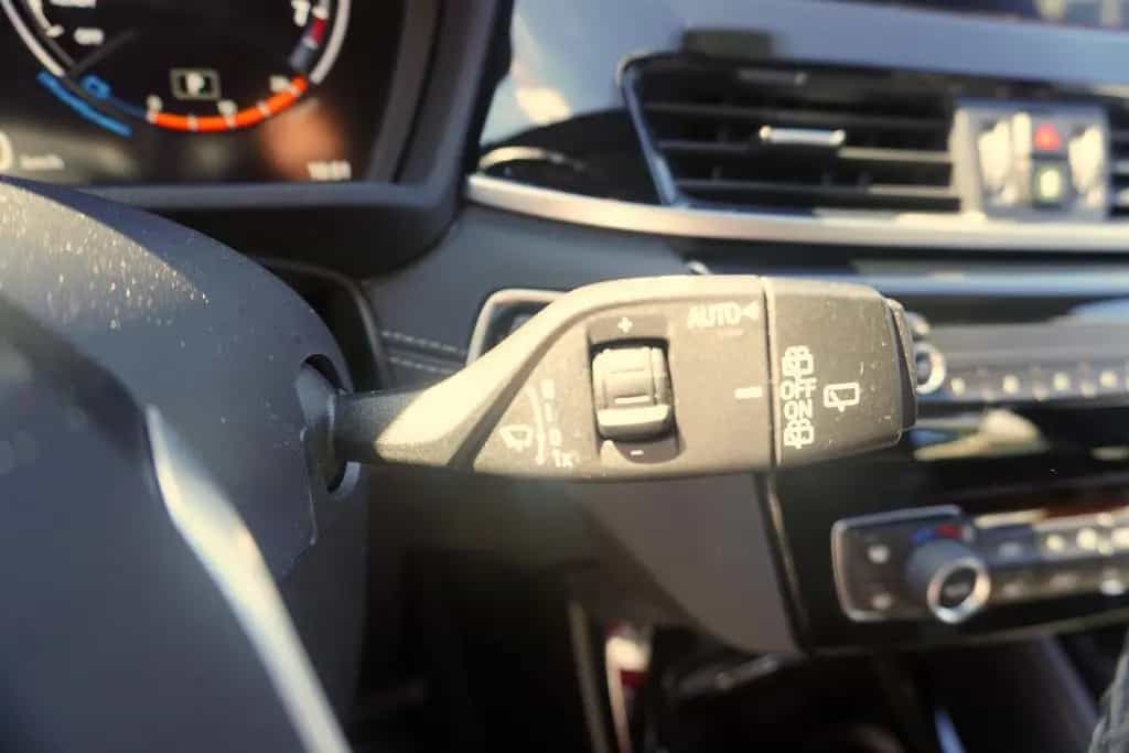 BMW X2 sDrive 18 i Advantage Plus LED Navi DAB PDC 08/2020-photo-14