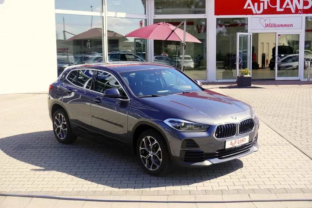 BMW X2 sDrive 18 i Advantage Plus LED Navi DAB PDC 08/2020-photo-3