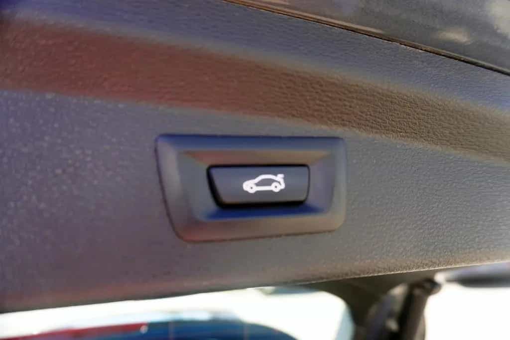 BMW X2 sDrive 18 i Advantage Plus LED Navi DAB PDC 08/2020-photo-33