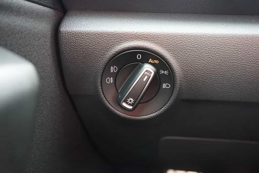Volkswagen T-Roc 1.5  TSI Sport Sitzheizung Bluetooth PDC 01/2022-photo-27