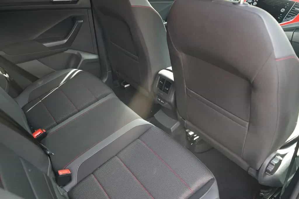 Volkswagen T-Roc 1.5  TSI Sport Sitzheizung Bluetooth PDC 01/2022-photo-6