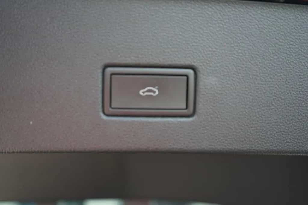 Volkswagen T-Roc 1.5  TSI Sport Sitzheizung Bluetooth PDC 01/2022-photo-8